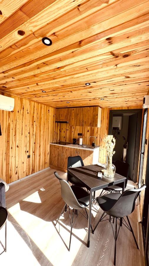 Luxe Tiny House Bij Het Leekstermeer Matsloot Esterno foto
