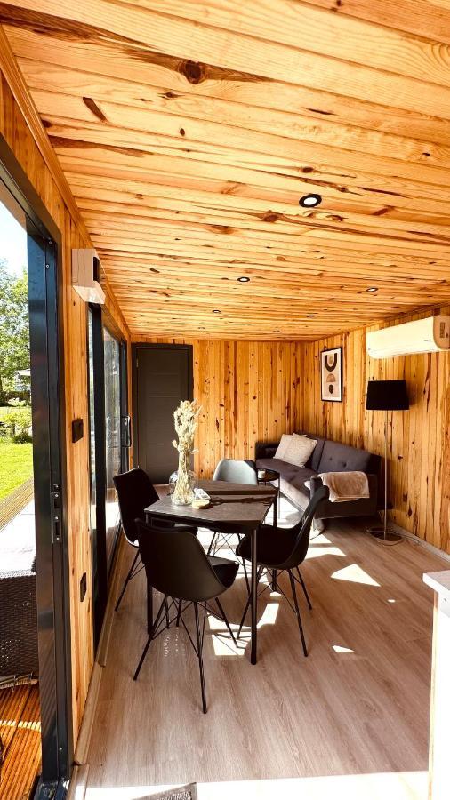 Luxe Tiny House Bij Het Leekstermeer Matsloot Esterno foto