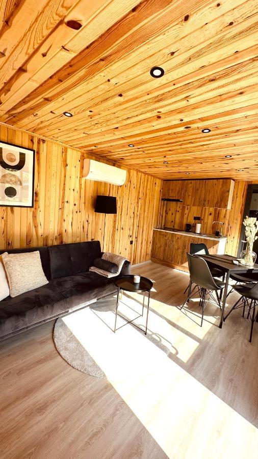Luxe Tiny House Bij Het Leekstermeer Matsloot Esterno foto